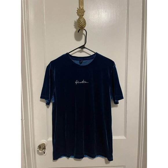 Shein Men's Size Medium Dark Blue Velour Adventure T-Shirt - Picture 1 of 7